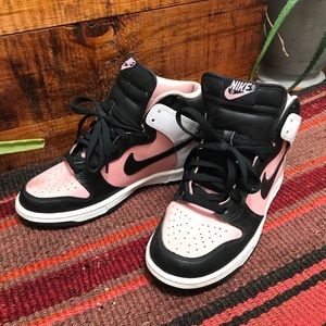 Nike SB Dunk High tops women’s sz 8 pink black